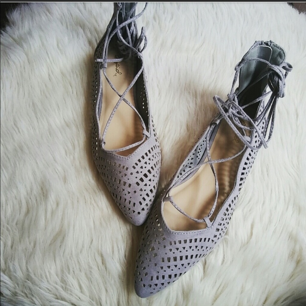 🔥Zara cutout lace-up flats🔥